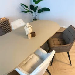 Eetkamerstoel velvet met armleuning - bruin - 87x56.5x43 cm