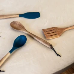 Hugo Kennis spatel - acaciahout - 30 cm