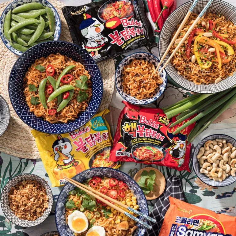Samyang buldak noodles - hot chicken - spicy