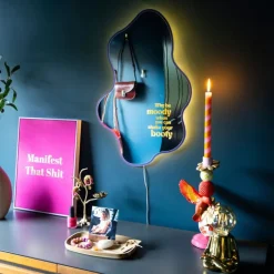 Spiegel met LED shake your booty - paars - 60x40 cm - Happy at home by Sanny