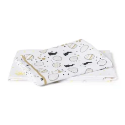 Tafelkleed paashaas - wit/goud/zwart - papier - 138x220 cm